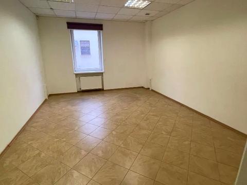 комерційна за адресою Князя Володимира Великого вул. (Плеханова), 1