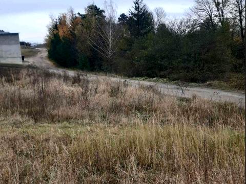 участок по адресу Подлесная ул.