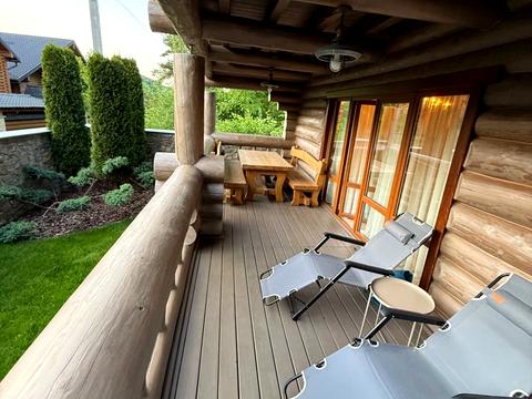 будинок за адресою Чорновола, 802