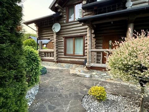 будинок за адресою Чорновола, 802