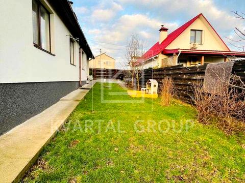 будинок за адресою Вишнева вул.