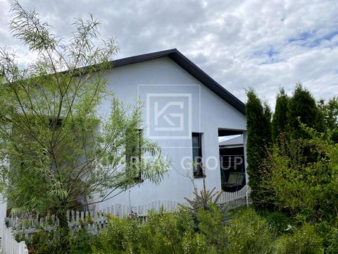 будинок за адресою Вишнева вул.