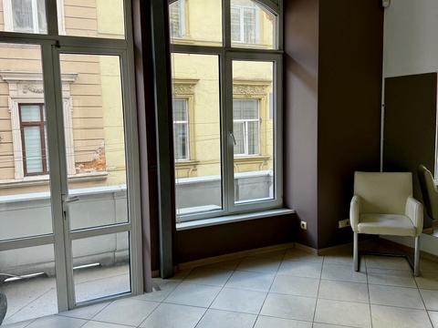 коммерческая по адресу Коперника ул., 30