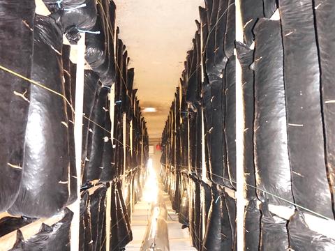 коммерческая по адресу Ткачівська, 57