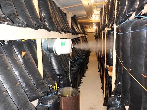 коммерческая по адресу Ткачівська, 57