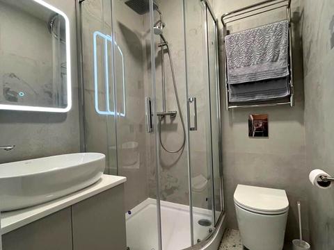 квартира за адресою Михайла Максимовича вул. (Онуфрія Трутенка), 28-Е