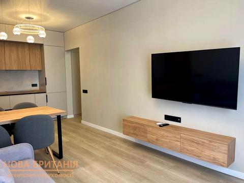 квартира за адресою Михайла Максимовича вул. (Онуфрія Трутенка), 28-Е