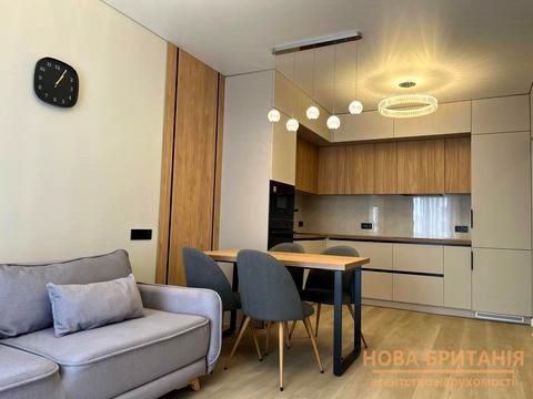 квартира за адресою Михайла Максимовича вул. (Онуфрія Трутенка), 28-Е