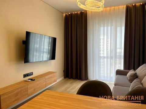 квартира за адресою Михайла Максимовича вул. (Онуфрія Трутенка), 28-Е