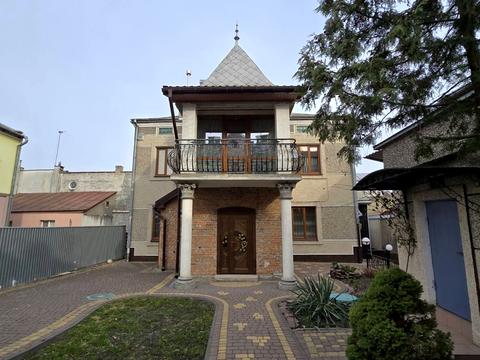 дом по адресу Алишера Навои ул., 14