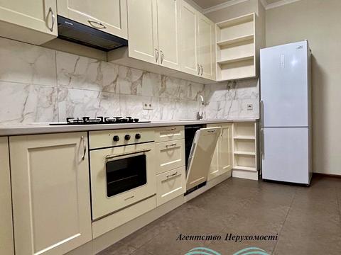 квартира за адресою Академіка Амосова вул., 61