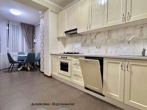 квартира за адресою Академіка Амосова вул., 61