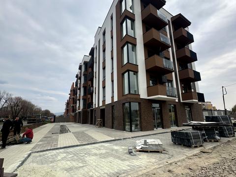 коммерческая по адресу Капушанская ул., (Будинок А05)