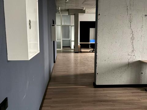 комерційна за адресою Трускавецька вул., 4-Б