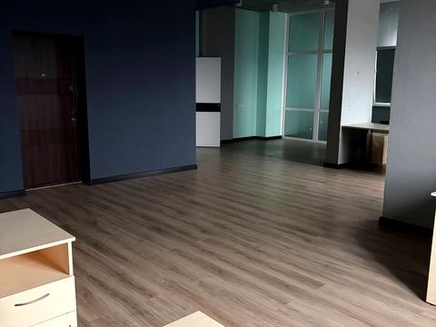 комерційна за адресою Трускавецька вул., 4-Б