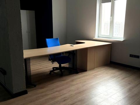 комерційна за адресою Трускавецька вул., 4-Б