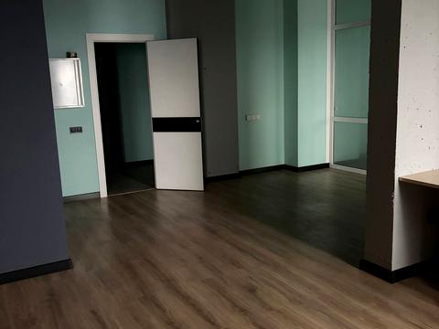 комерційна за адресою Трускавецька вул., 4-Б