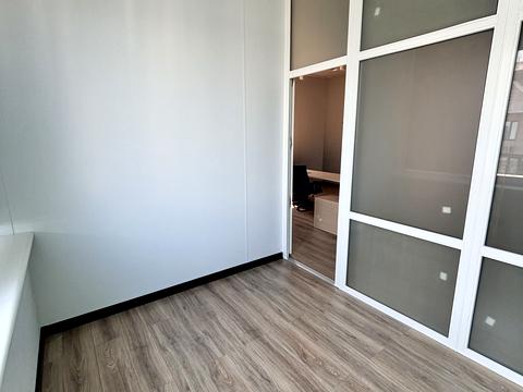 комерційна за адресою Трускавецька вул., 4-Б