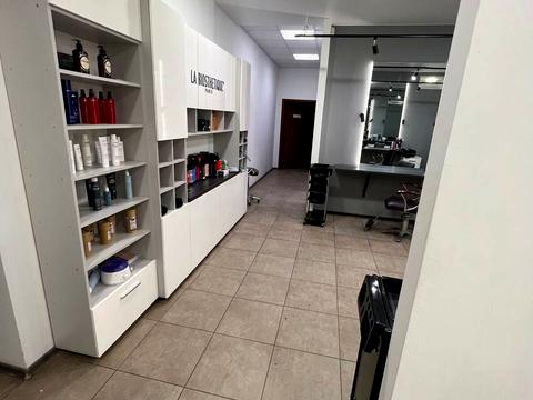 комерційна за адресою Воскресенська вул. (Леніна), 1-А