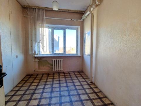 комерційна за адресою Молодіжна вул., 25