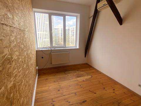 комерційна за адресою Уманська вул., 25