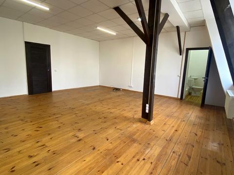 комерційна за адресою Уманська вул., 25