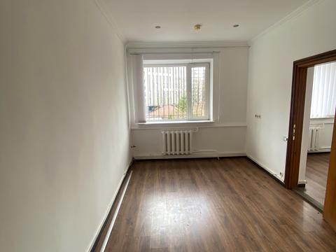 комерційна за адресою Уманська вул., 25