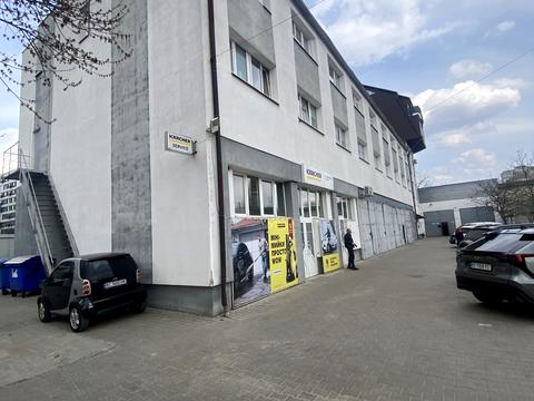 комерційна за адресою Уманська вул., 25