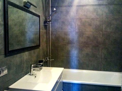 квартира за адресою Дніпровська набережна вул., 18-А