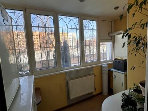 квартира за адресою Зодчих вул., 8