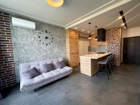 квартира по адресу Героев Майдана ул., 5