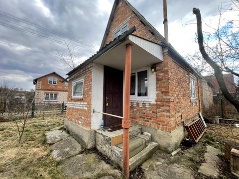 будинок за адресою Центральна