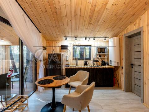 комерційна за адресою Затишна, 1