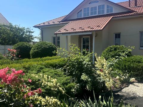 будинок за адресою Івана Богуна вул.