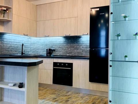 квартира по адресу Луговская ул., 248