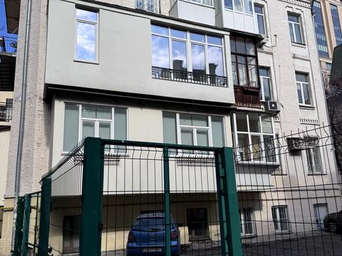 квартира за адресою Різницька вул., 9-А