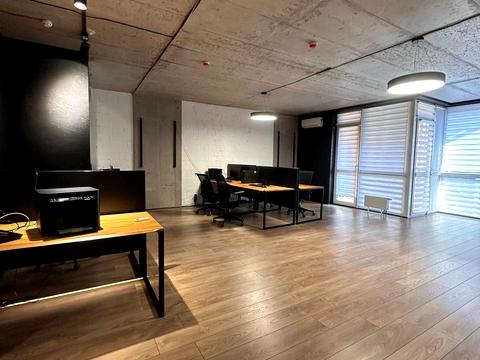 коммерческая по адресу Предславинская ул., 57