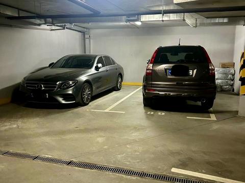 паркомісце за адресою Саперне Поле вул., 12