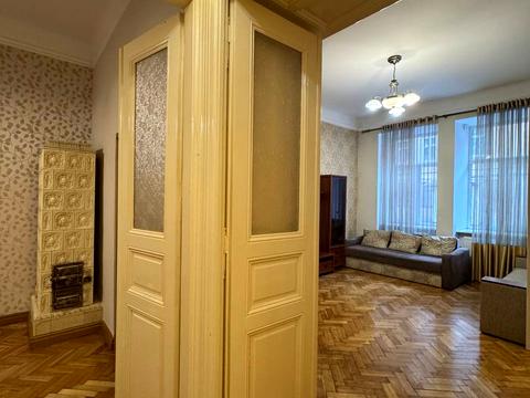 квартира за адресою Миколи Леонтовича вул., 5