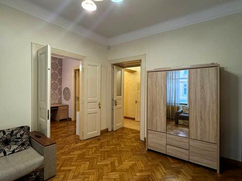 квартира за адресою Миколи Леонтовича вул., 5