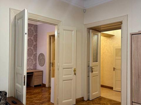 квартира за адресою Миколи Леонтовича вул., 5