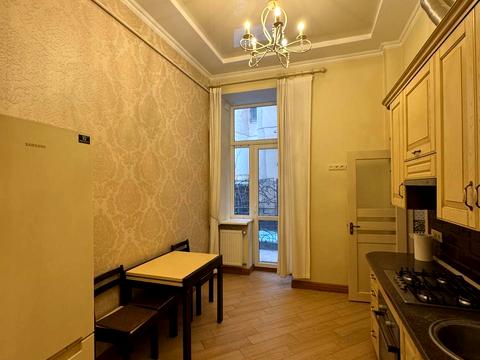 квартира за адресою Миколи Леонтовича вул., 5