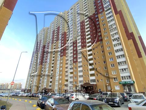 квартира за адресою Сергія Данченка вул., 1