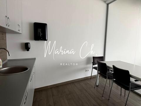 комерційна за адресою Королеви Єлизавети ІІ вул. (Глинки), 2