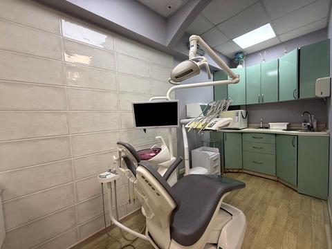 комерційна за адресою Калинова вул., 21