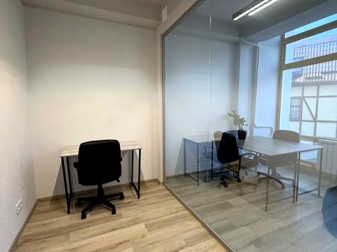 комерційна за адресою Стрілецька вул., 4