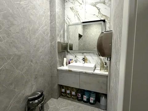 комерційна за адресою Стрілецька вул., 4