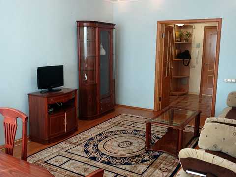 квартира за адресою Саперно-Слобідська вул., 8