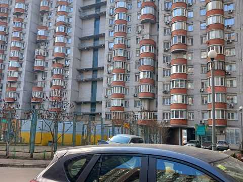 квартира за адресою Саперно-Слобідська вул., 8