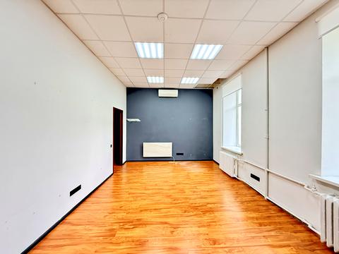 комерційна за адресою Богдана Хмельницького вул., 51б